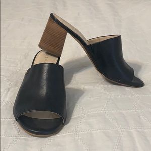 COLE HAAN HEELS